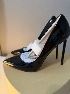 BOSCA Black Patent Leather Pointed Toe Stiletto Pumps - Size 37